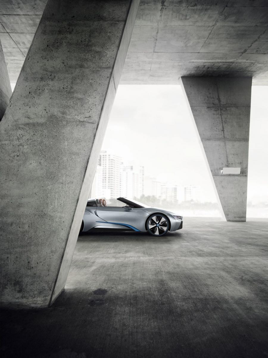  BMW i8 Spyder Concept 2012 года  (фото 10 из 87)
